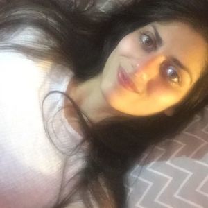 Meet your Posher, Deena